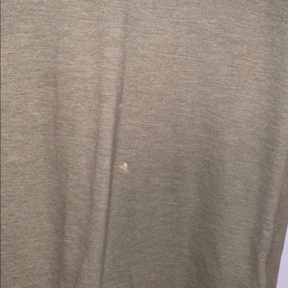 V neck tee - Picture 3 of 3